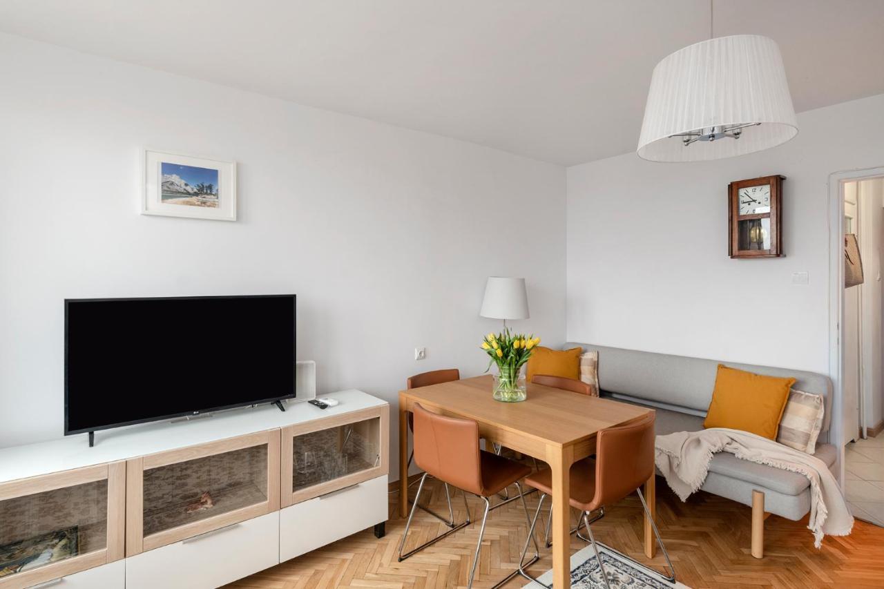 Shortstaypoland Darwina Warschau Exterior foto